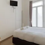 Guesthost - Stylish In Porta Romana Apartman Milánó
